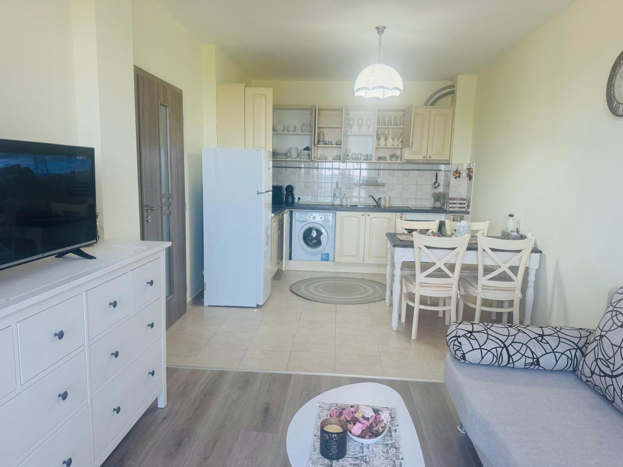 Kiwi Gardens Apartment Byala  Bagian luar foto